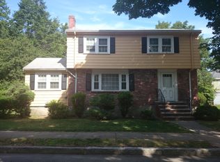 17 Rustic Rd, West Roxbury, MA 02132