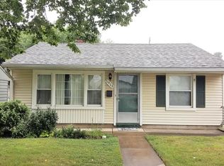 1913 Leitch Rd, Ferndale, MI 48220