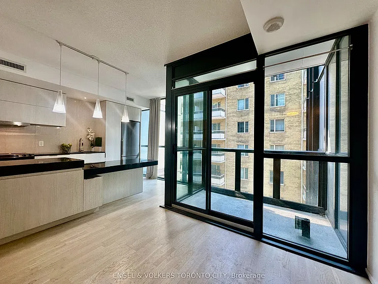 101 Charles St E #720 — Photo 2