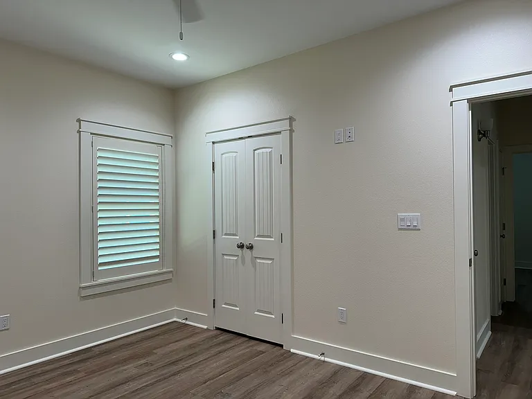 1210 N Glass St — Photo 9