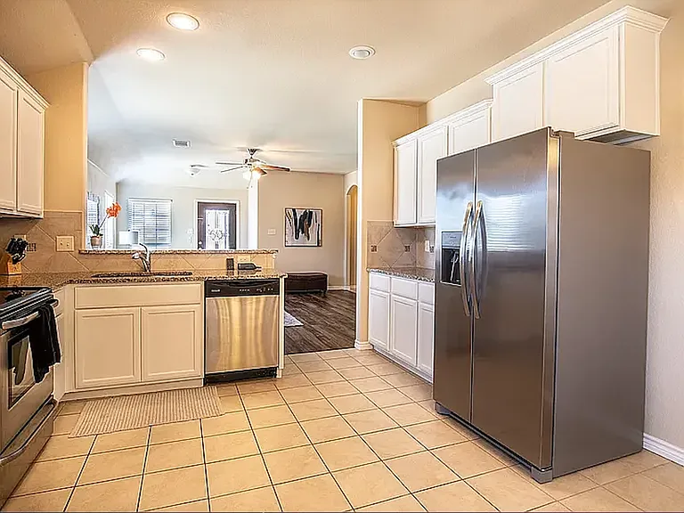 8800 Deadwood Ln — Photo 5