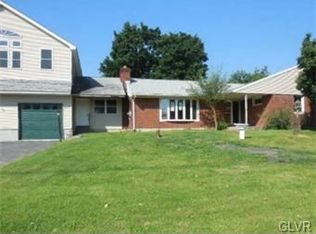 483 Monocacy Dr, Bath, PA 18014