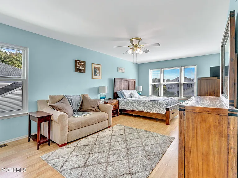 66 Diamond Ln — Photo 32