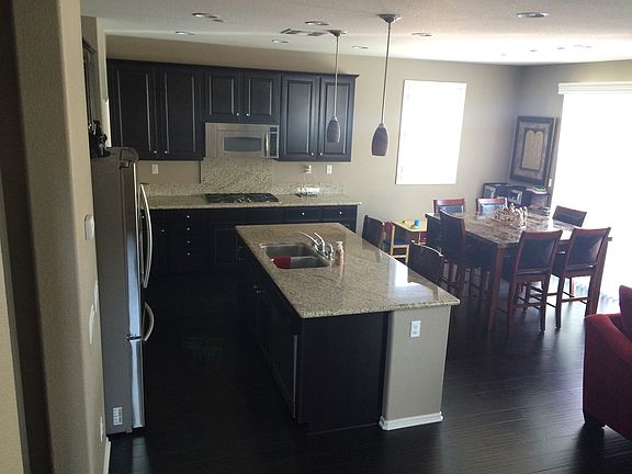 BEAUTIFUL OPEN KITCHEN