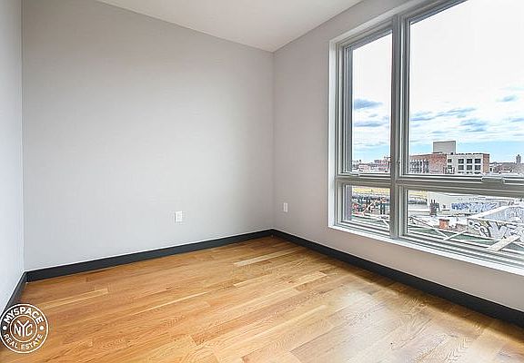 5th image of 1169 Myrtle Ave #6C