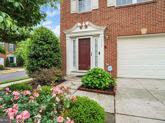 3rd image of 4707 Lauriefrost Ct