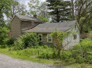 1210 Sharon Rd, Beaver, PA 15009