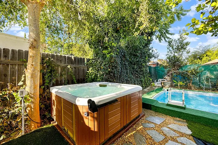 7512 Amigo Ave — Photo 8