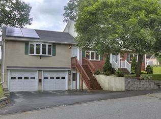 175 Trull Ln E, Lowell, MA 01852