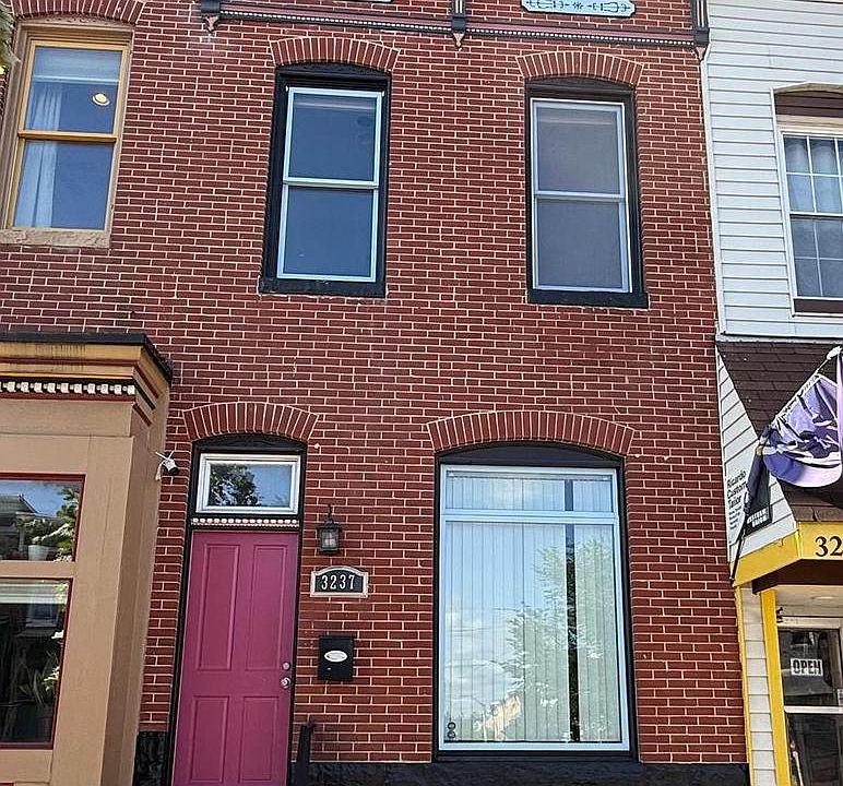 1st image of 3237 E Baltimore St