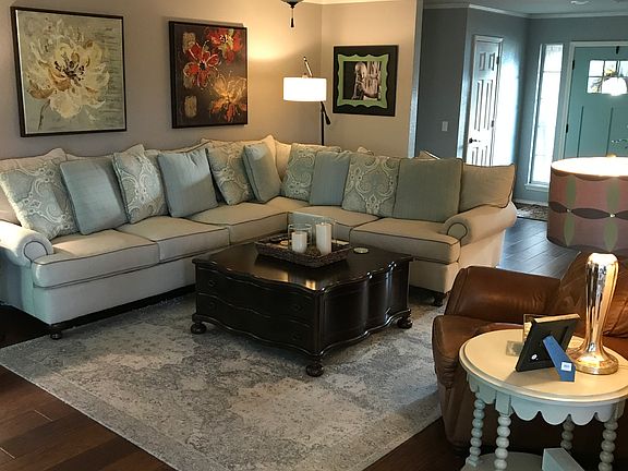 4th image of 1601 S Beth Dr