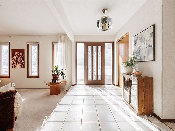 5th image of 307 Marblehead Dr