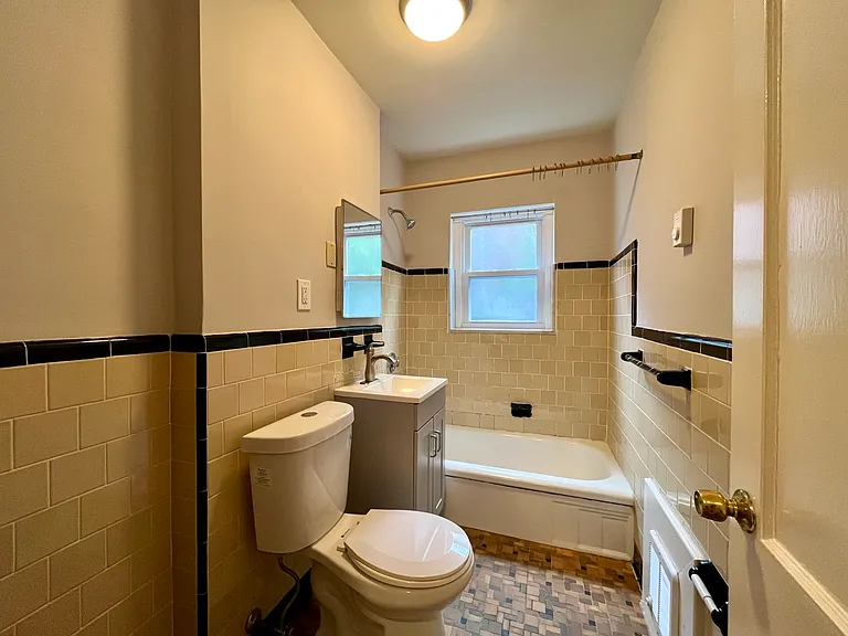 38 Beechcroft St #1 — Photo 9