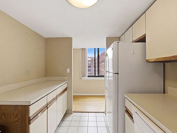 4th image of 85 Brainerd Rd APT 415
