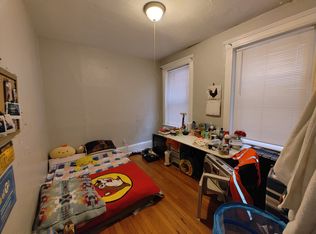 463 Park Dr APT 11, Boston, MA 02215