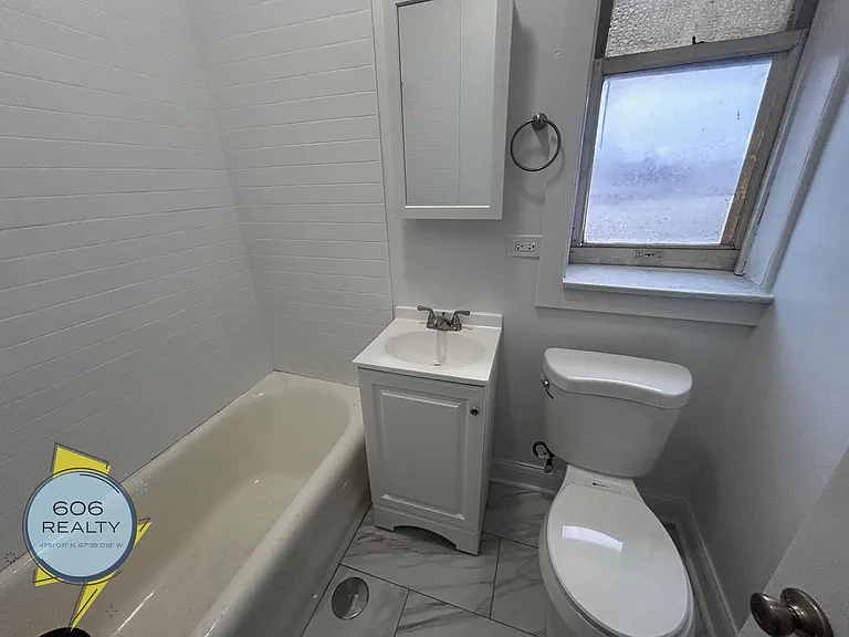 Cicero apartments! 5701-03 W Cermak Rd - 2206-2208 S 57th Ave — Photo 29