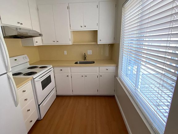 2nd image of 444 22nd Ave #5