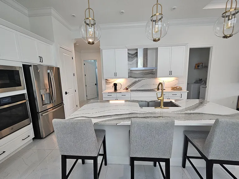 9142 SW Esule Way — Photo 8