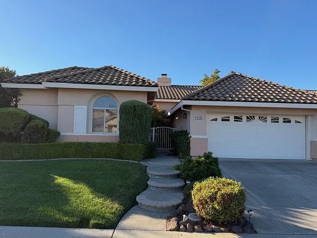 3 bed, 1781 sqft, $2,850 — Photo 2