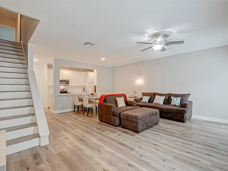 8077 El Mundo St #8077 — Photo 8