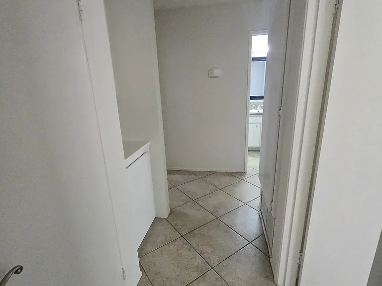 W Avenue J2 — Photo 8