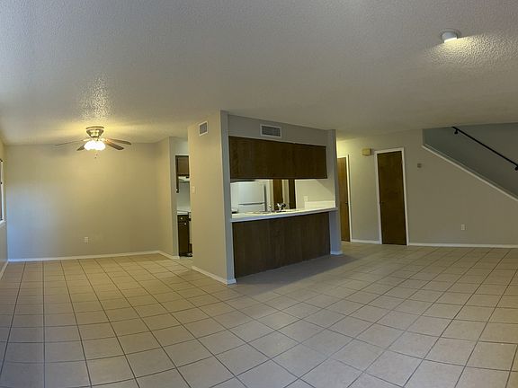 3rd image of 311 Innsdale Ter APT C