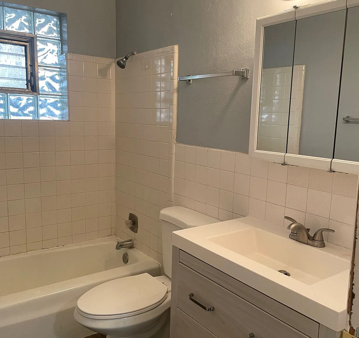 2 bed, 800 sqft, $1,295 — Photo 3
