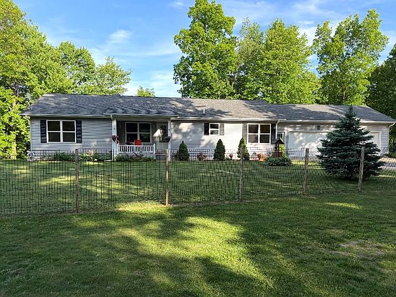 4th image of 6670 Tower Lake Rd NE