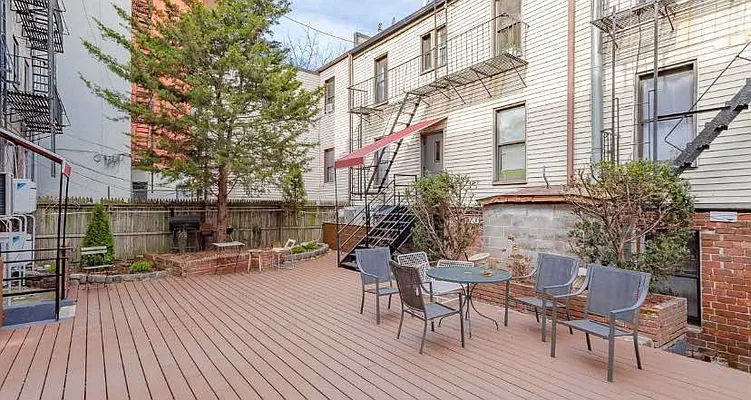 Rented by Brooklyn Group | media 7