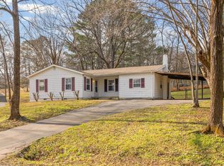 2084 Shelby Dr, Clarksville, TN 37043