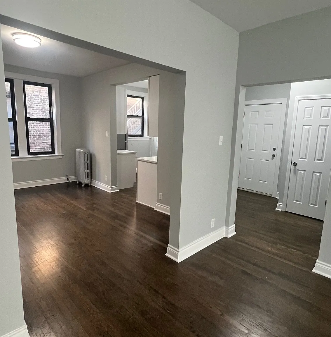 5515-25 S. Everett Avenue - 5517-2E — Photo 4