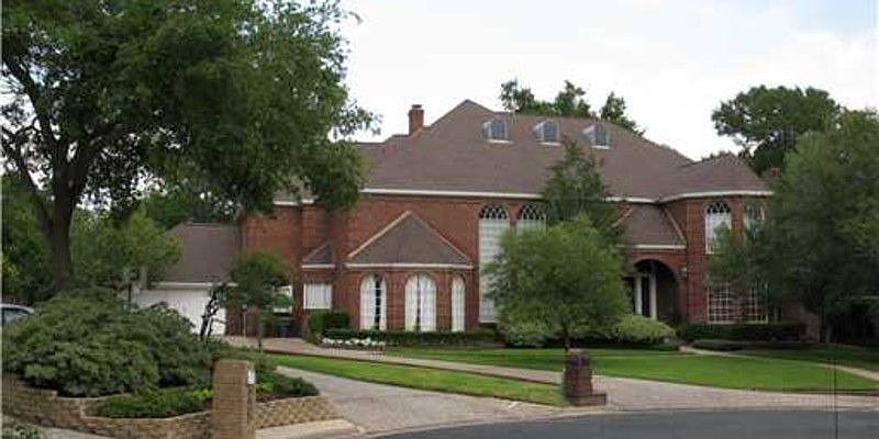 1st image of 8601 Rosewood Dr