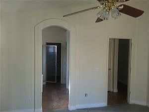 3rd image of 5009 W El Campo Grande Ave