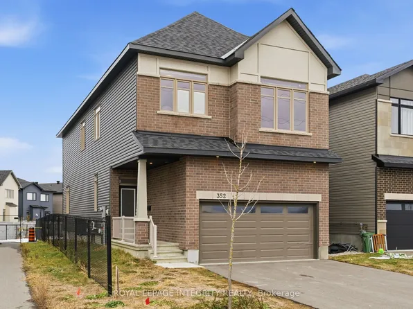 352 Monticello Ave, Ottawa, ON K2S 2S5