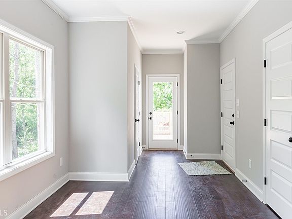 3rd image of 5309 Mulberry St