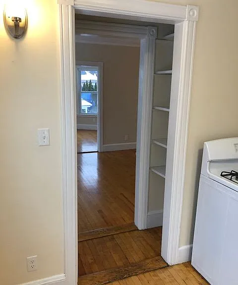 25 Bolton St #2 — Photo 3