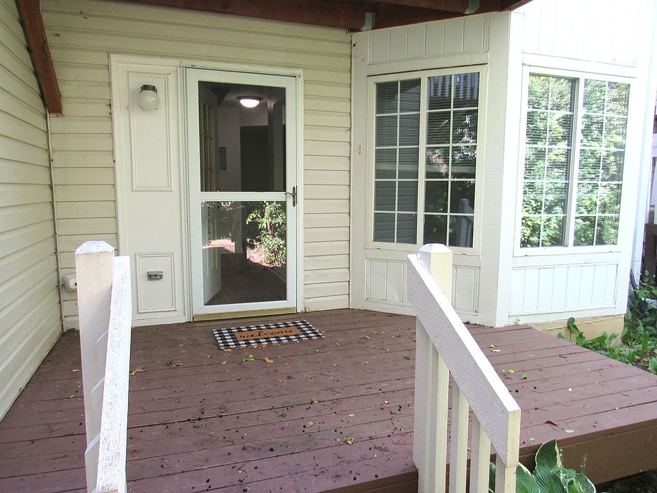 1st image of 255 W Treehouse Ln