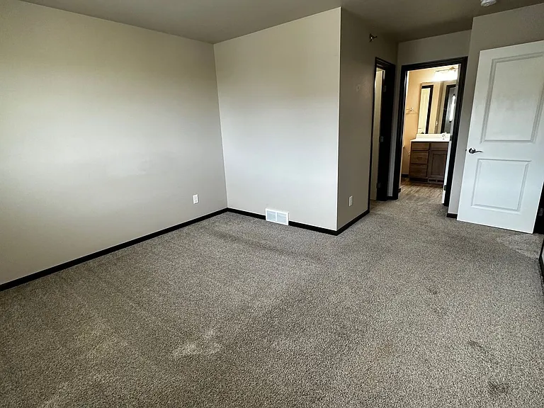 5628 Yukon Dr — Photo 13