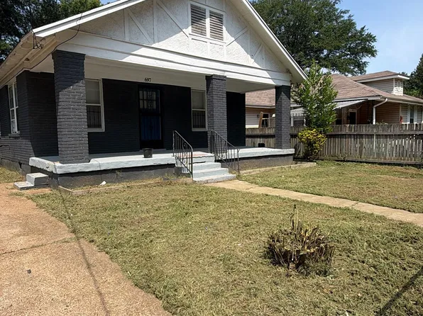 697 Hillcrest St, Memphis, TN 38112