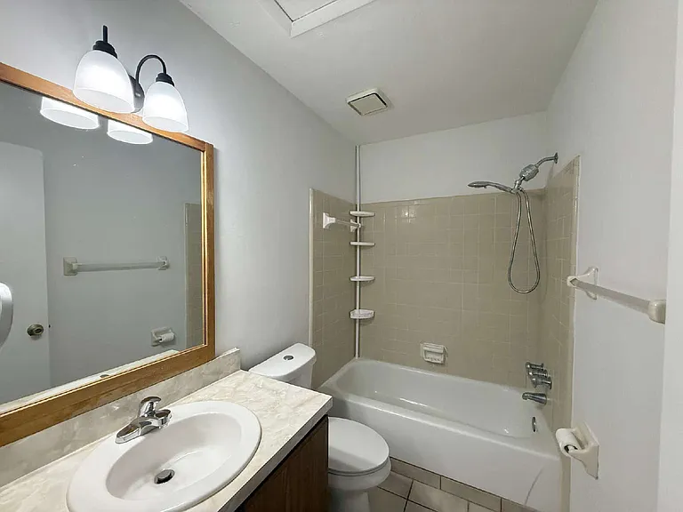 3815 Osprey Cir #D — Photo 14