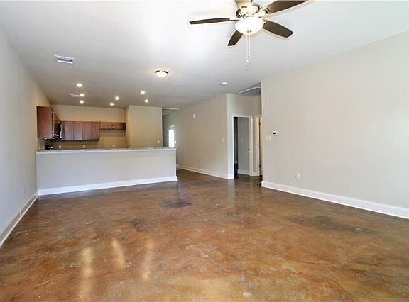 3rd image of 126 Kimble St #B
