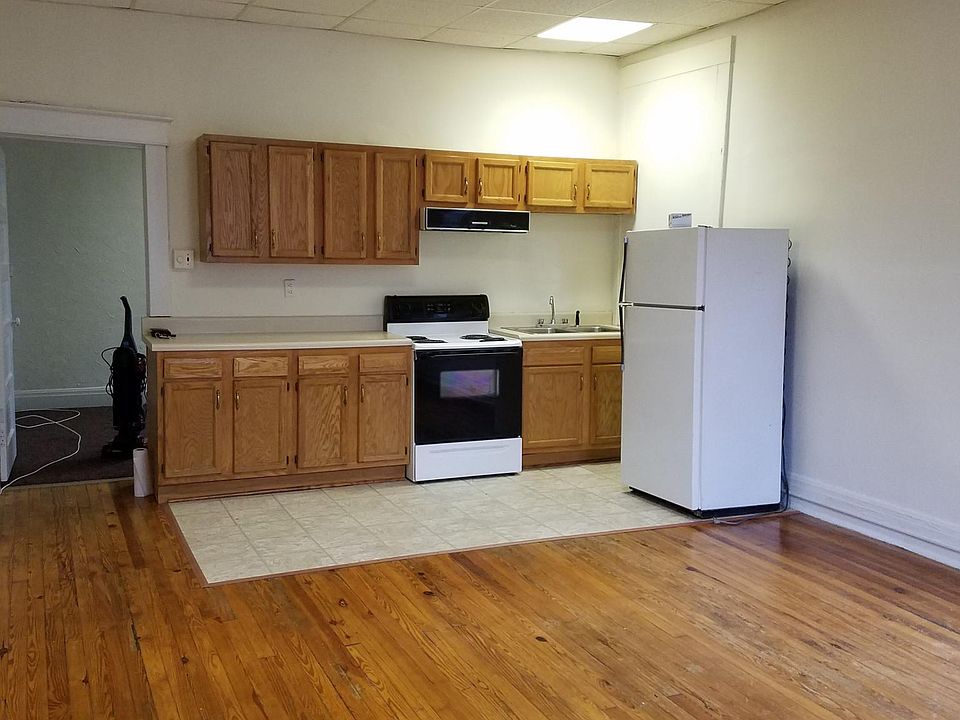 1st image of 300 S Princeton Cir APT 2