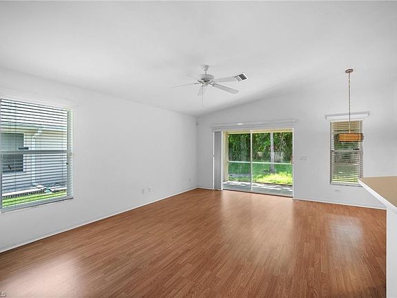 3rd image of 524 Bethany Village CIR
