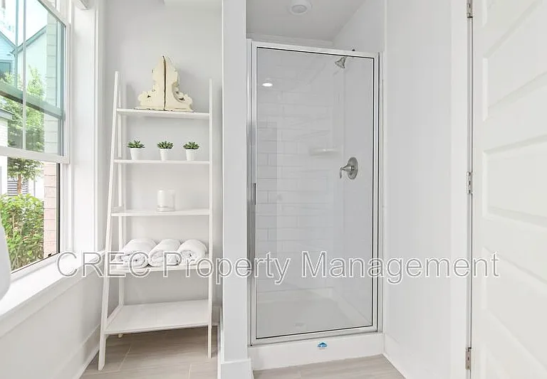 1636 Florentia St — Photo 20