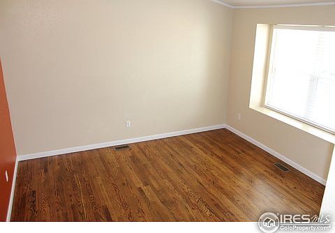 5th image of 12238 Crabapple St