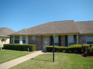 7956 Pecan Dr, Beaumont, TX 77713