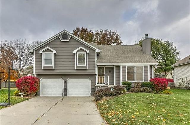 1st image of 612 NE Bryant Dr