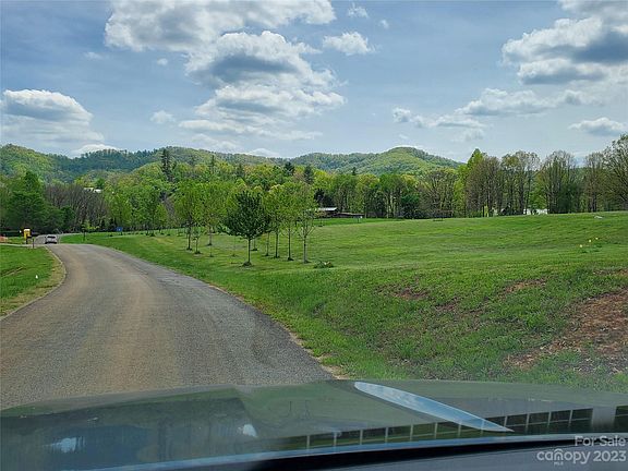 5th image of 317 Barlow Fields Dr