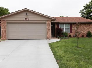 124 W Waco Pl, Broken Arrow, OK 74011
