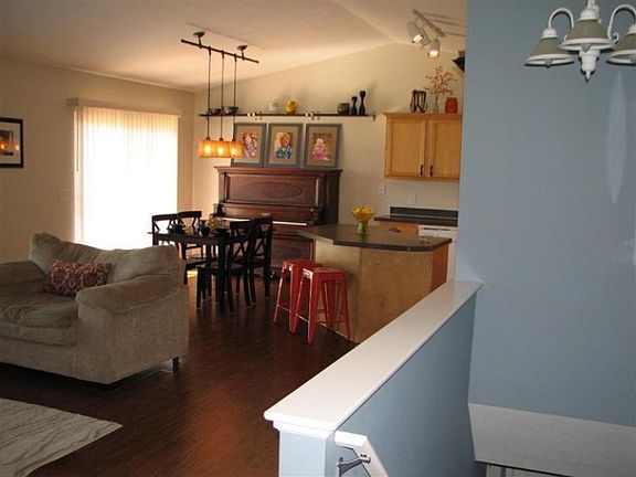 2nd image of 5875 Scarsdale Dr SW